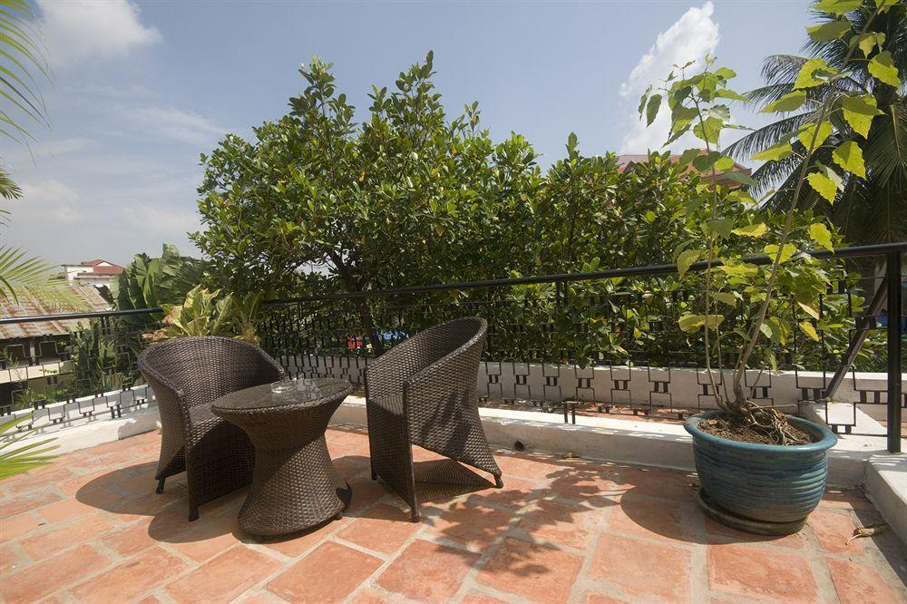 The Sangkum Hotel Phnom Penh Zewnętrze zdjęcie