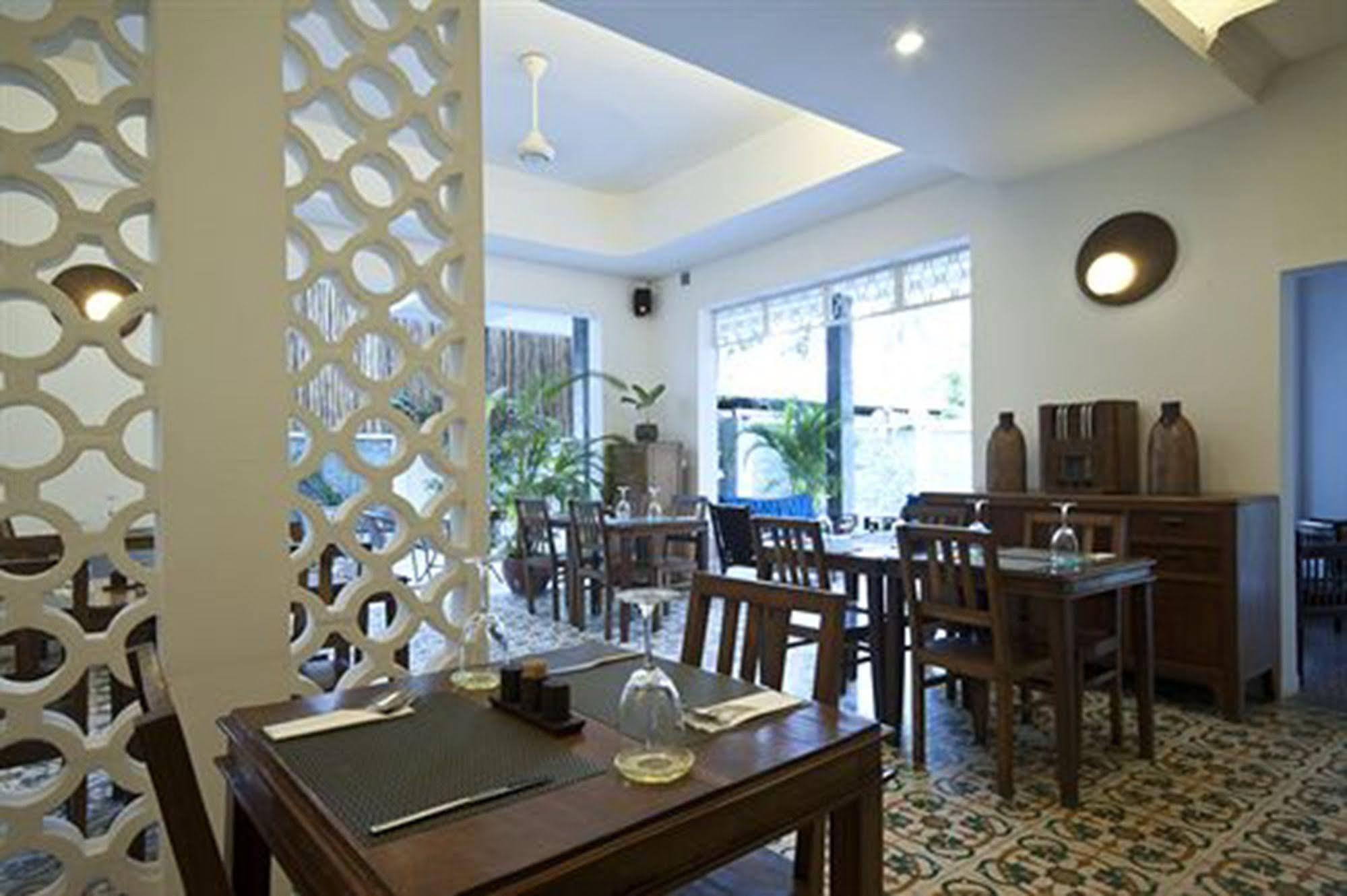 The Sangkum Hotel Phnom Penh Zewnętrze zdjęcie